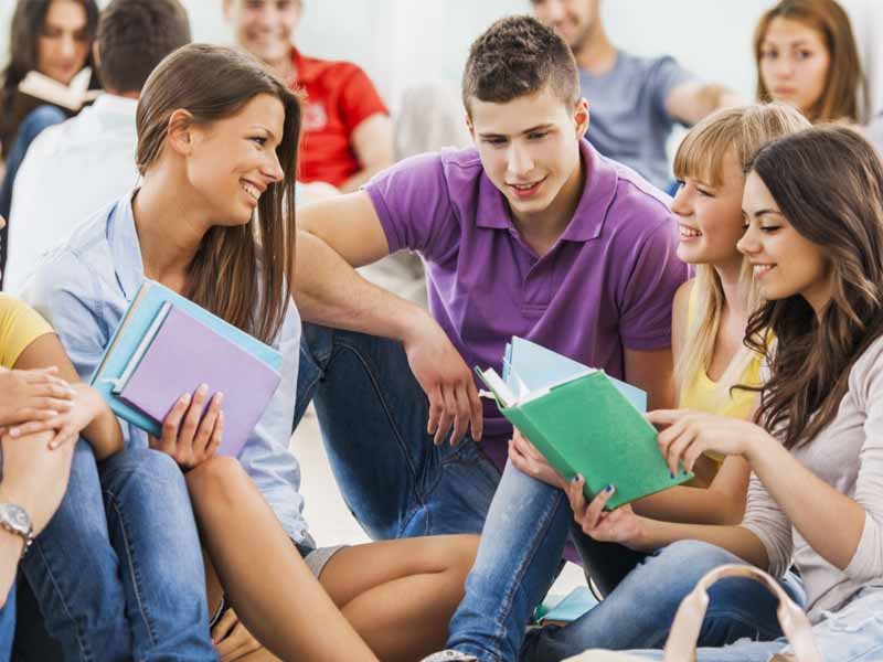 Kurumumuzdan Kareler